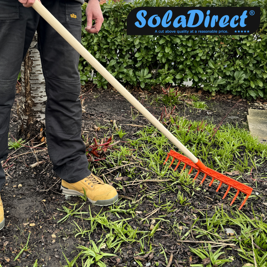 Heavy-Duty Garden Rake - 12 Tines / 50cm Wide Durable Plastic Head & Handle - Sturdy, Lightweight Tool for Lawn, Hay, Soil, Leaves