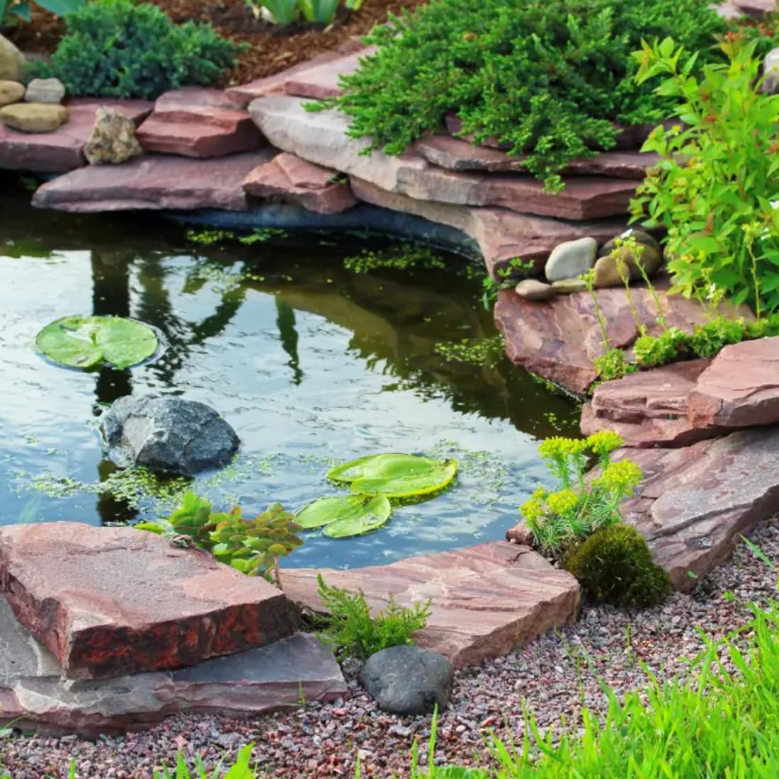 Pond Liner - 2.5 x 2.5 m / 8 x 8 ft - Perfect for Garden Ponds, Water Features, Koi & Fish Pools, Wildlife - UV and Tear Resistant