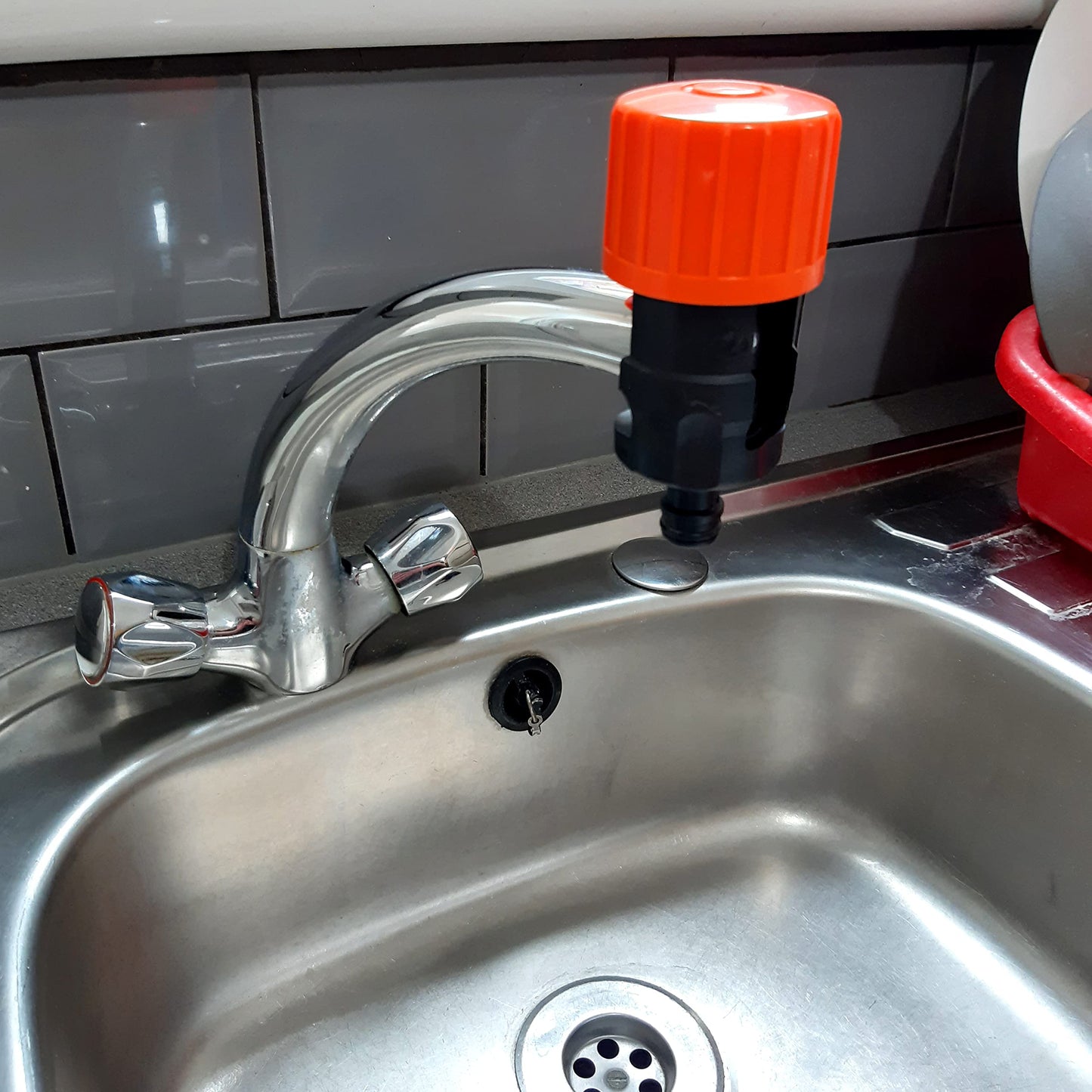 Universal Tap Connector Mixer Tap Hose Connector Adjustable Water Faucet Adapter to Garden Hose Pipe and Bath Pipe (T2)