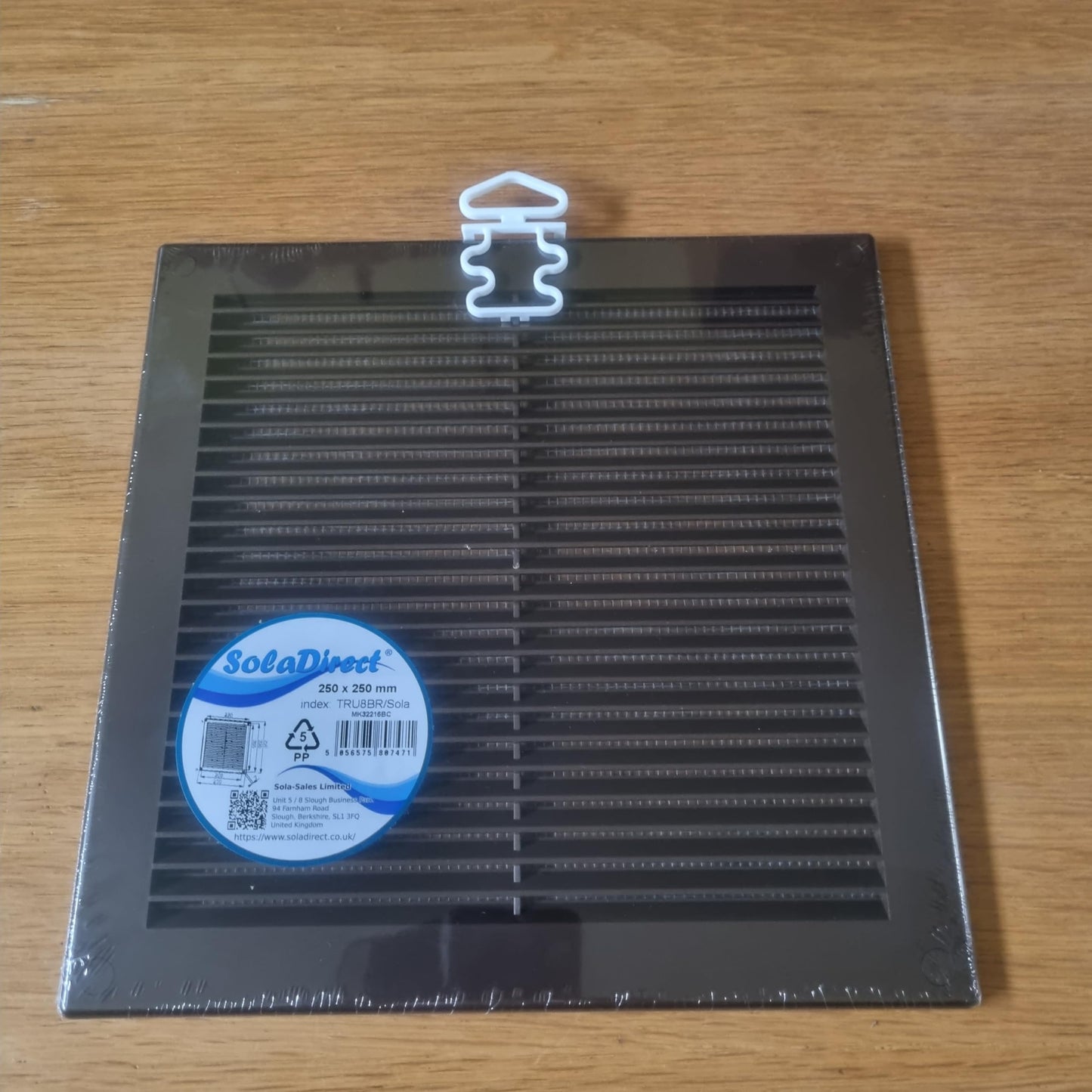 Brown Louvred Wall Vent Grille with Flyscreen and Screw Covers, 250 x 250 mm, Air Ventilation Duct Cover with Flat Back