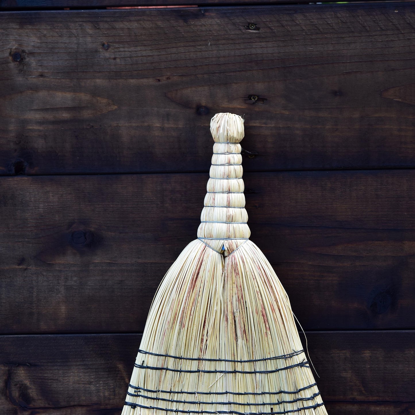 Traditional Rice Straw Broom 70 cm / 27.5" Hand Brush Natural Garden Yard Stable Sweeping American Style Brush