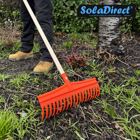 Heavy-Duty Garden Rake - 19 Tines / 44cm Wide Durable Plastic Head & Handle - Sturdy, Lightweight Tool for Lawn, Hay, Soil, Leaves