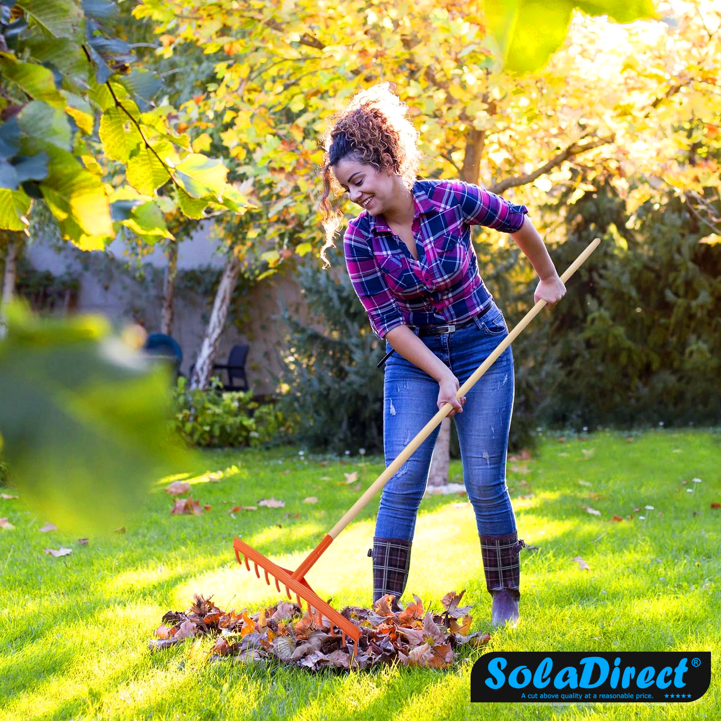 Heavy-Duty Garden Rake - 12 Tines / 50cm Wide Durable Plastic Head - Sturdy, Lightweight Tool for Lawn, Hay, Soil, Leaves