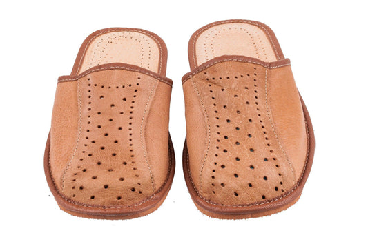 Men's Natural Leather Slippers Shoes, Closed Toe Comfortable Slip-On Sandals Mules for Gents (Light Brown, Size: 6 UK / 40 EU)