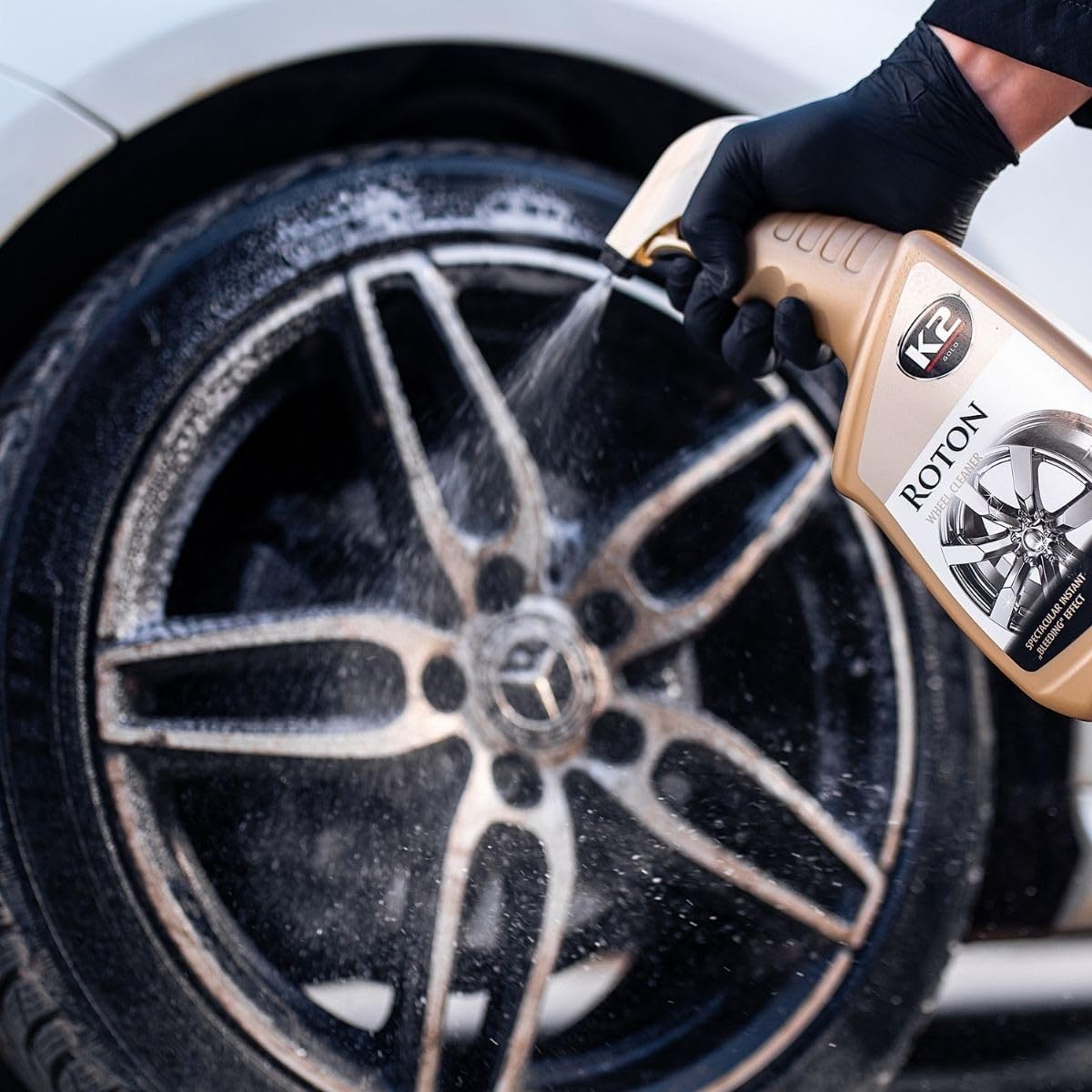 K2 Roton 700ml Wheel Cleaner, Brake Dust and Road Grime Remover for Steel, Alloy, Chrome, Painted Wheels - Colour-Changing Formula