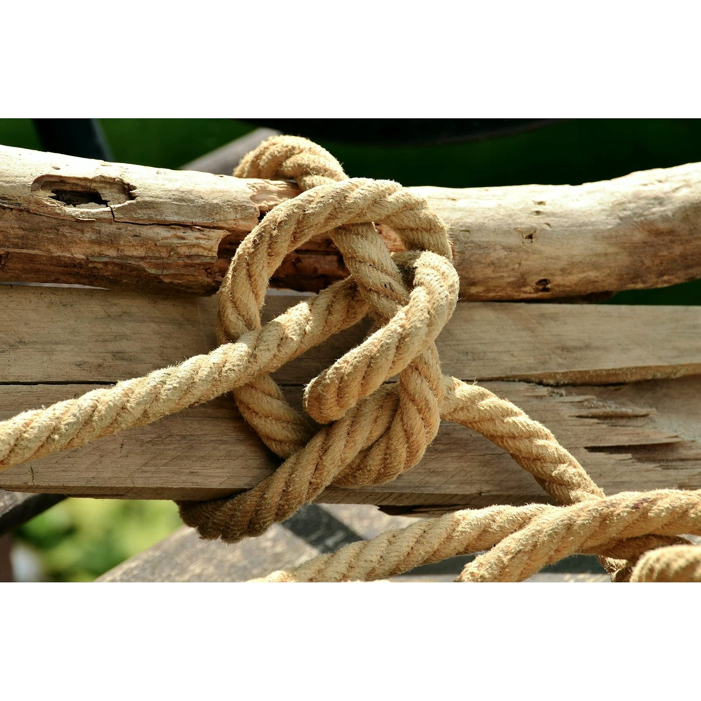 36 mm Jute Rope, 10 metres / 32 ft Long, Strong Natural Hessian Cord, Perfect for Decking, Gardening, Bundling, Camping, DIY