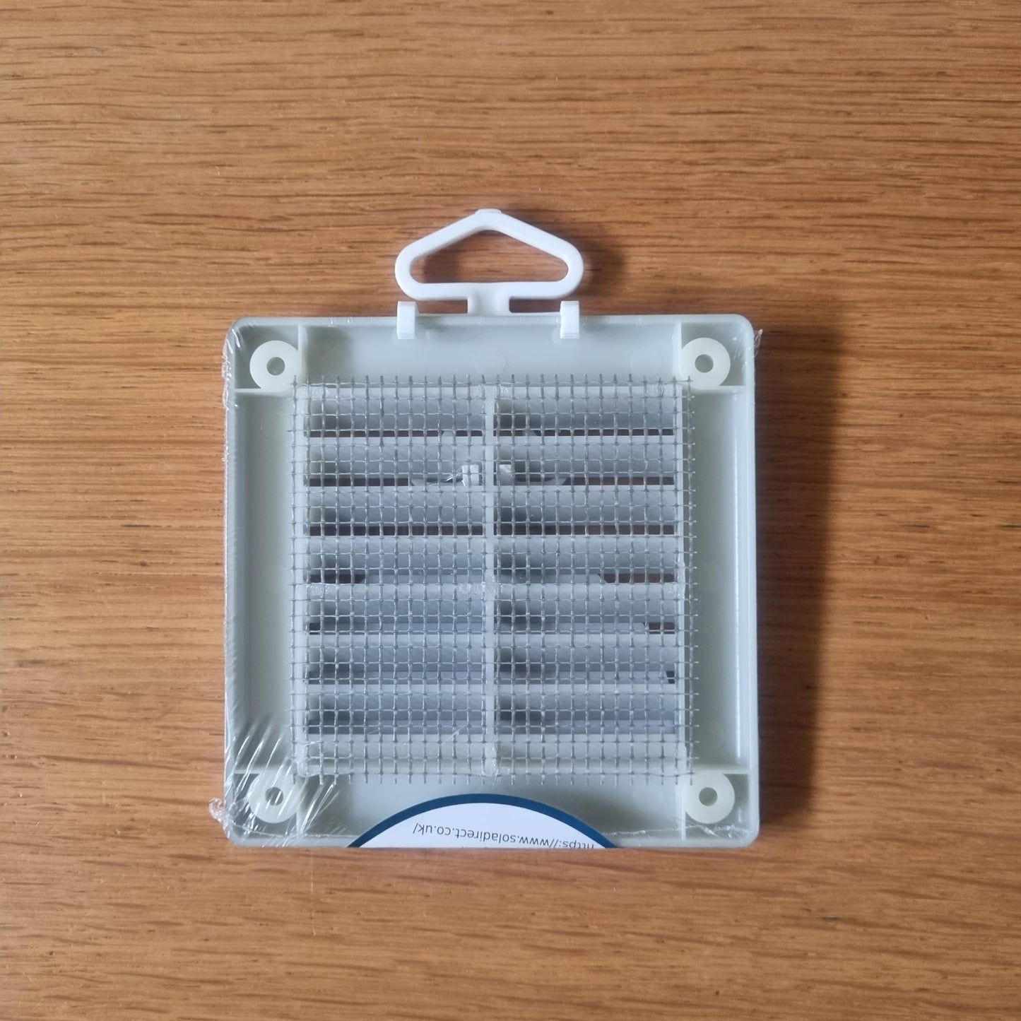 Silver Louvred Wall Vent Grille with Flyscreen and Screw Covers, 100 x 100 mm, Air Ventilation Duct Cover with Flat Back
