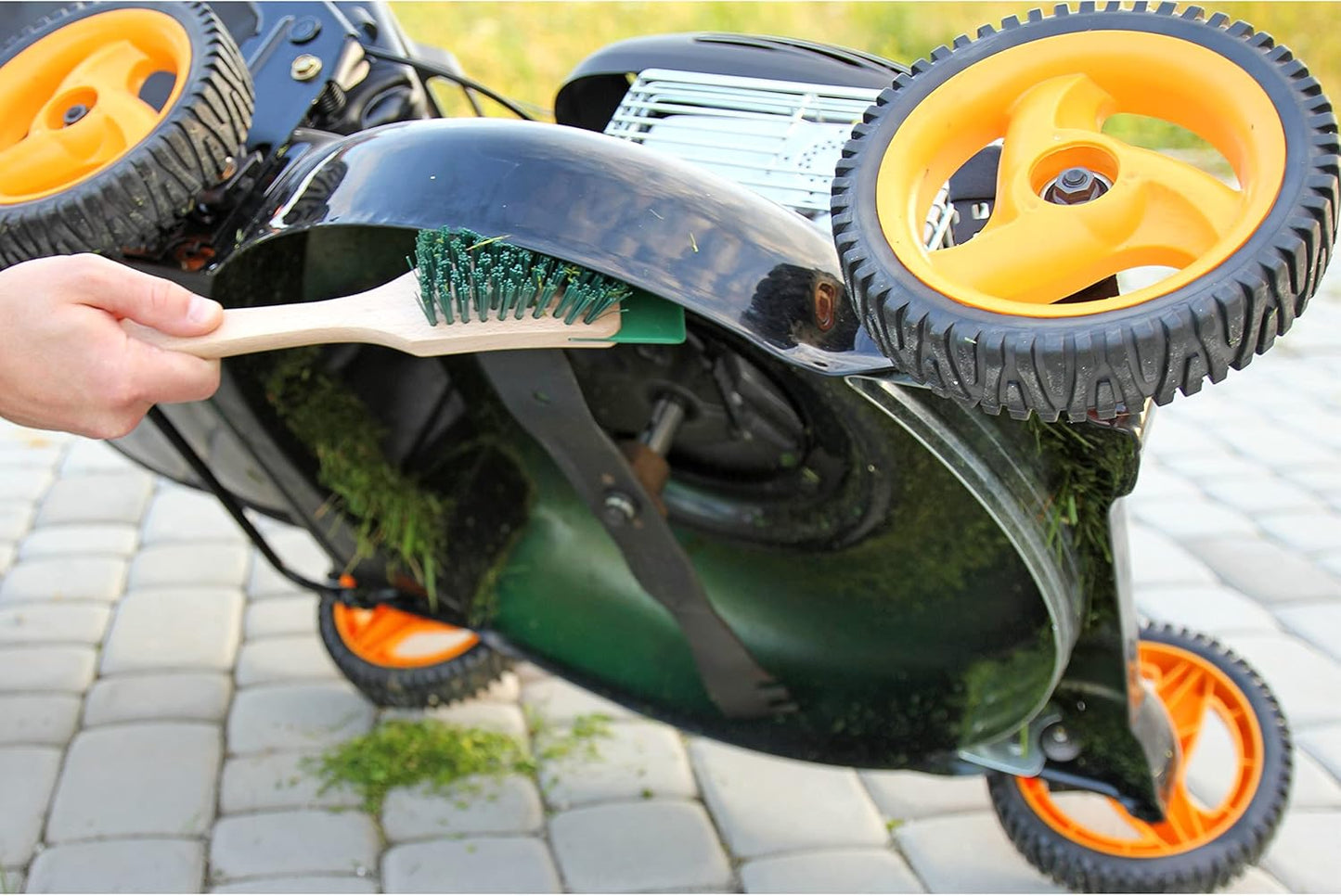 Lawnmower Cleaning Brush with Scraper for Cleaning Lawnmowers, Scarifiers and Other Garden Tools