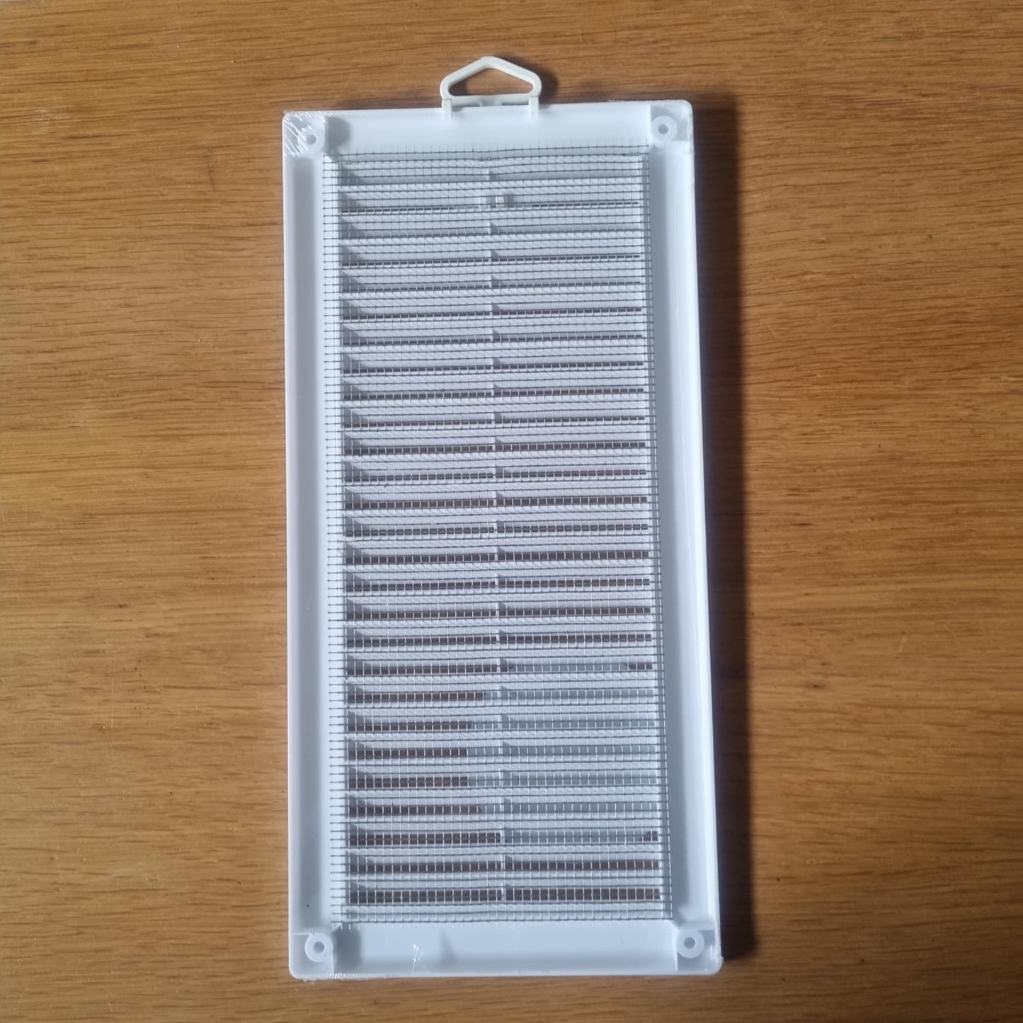 White Louvred Wall Vent Grille with Flyscreen and Screw Covers, 150 x 310 mm, Air Ventilation Duct Cover with Flat Back