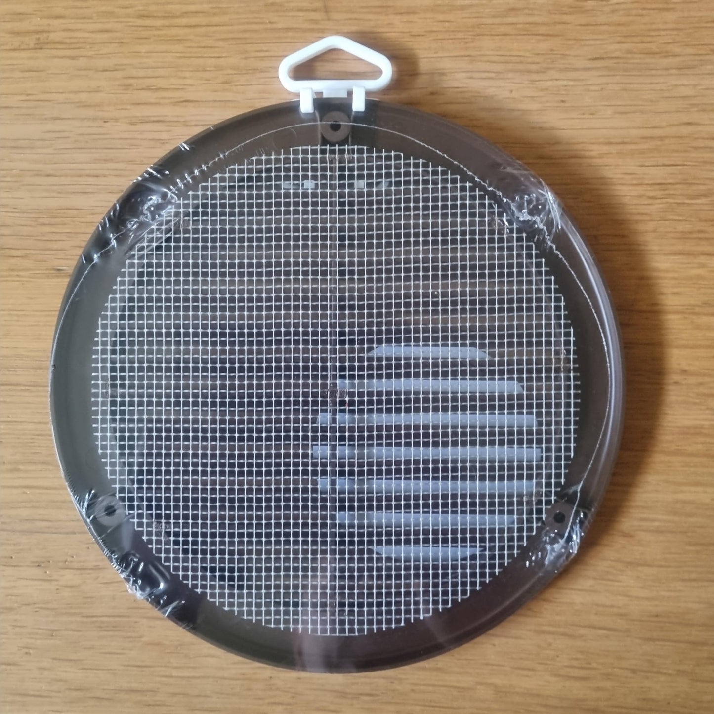 Brown Louvred Wall Vent Grille with Flyscreen and Screw Covers, 150 mm / 6 in, Air Ventilation Duct Cover with Flat Back