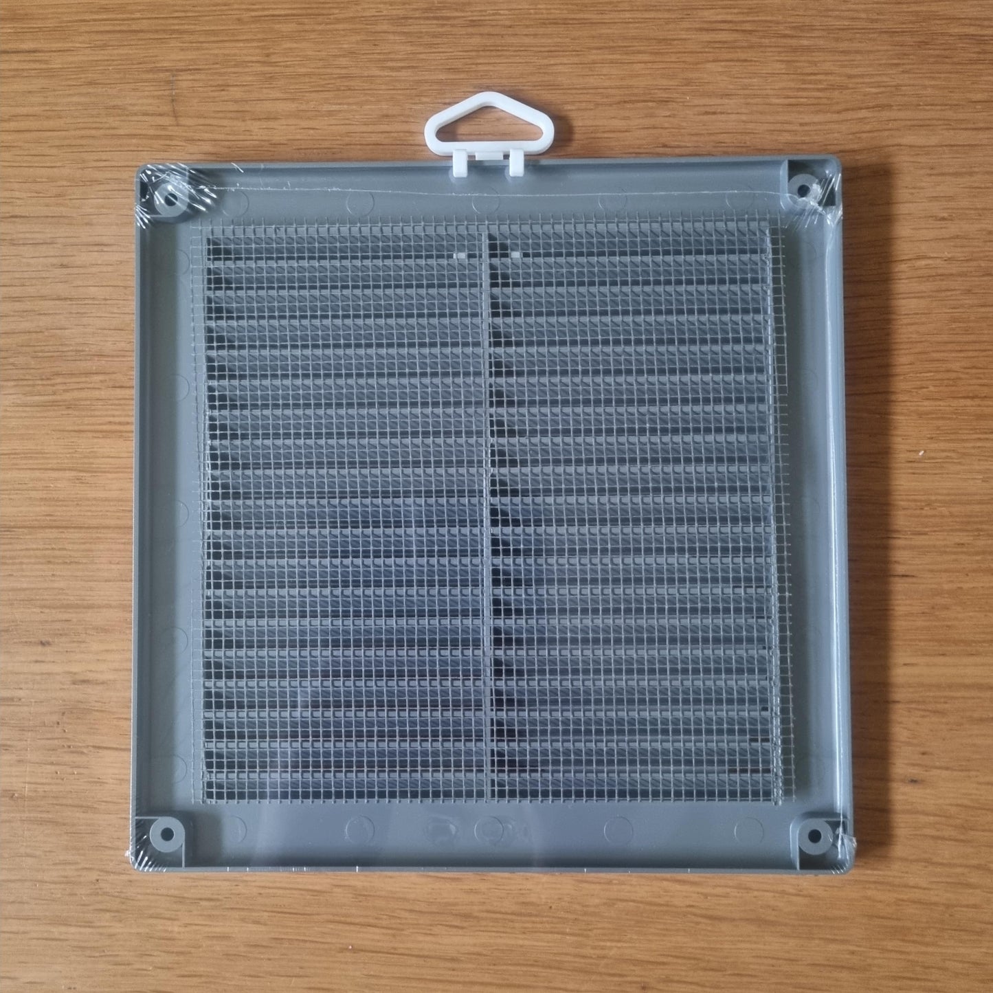 Silver Louvred Wall Vent Grille with Flyscreen and Screw Covers, 200 x 200 mm, Air Ventilation Duct Cover with Flat Back