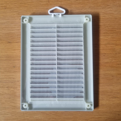 Silver Louvred Wall Vent Grille with Flyscreen and Screw Covers, 150 x 200 mm, Air Ventilation Duct Cover with Flat Back