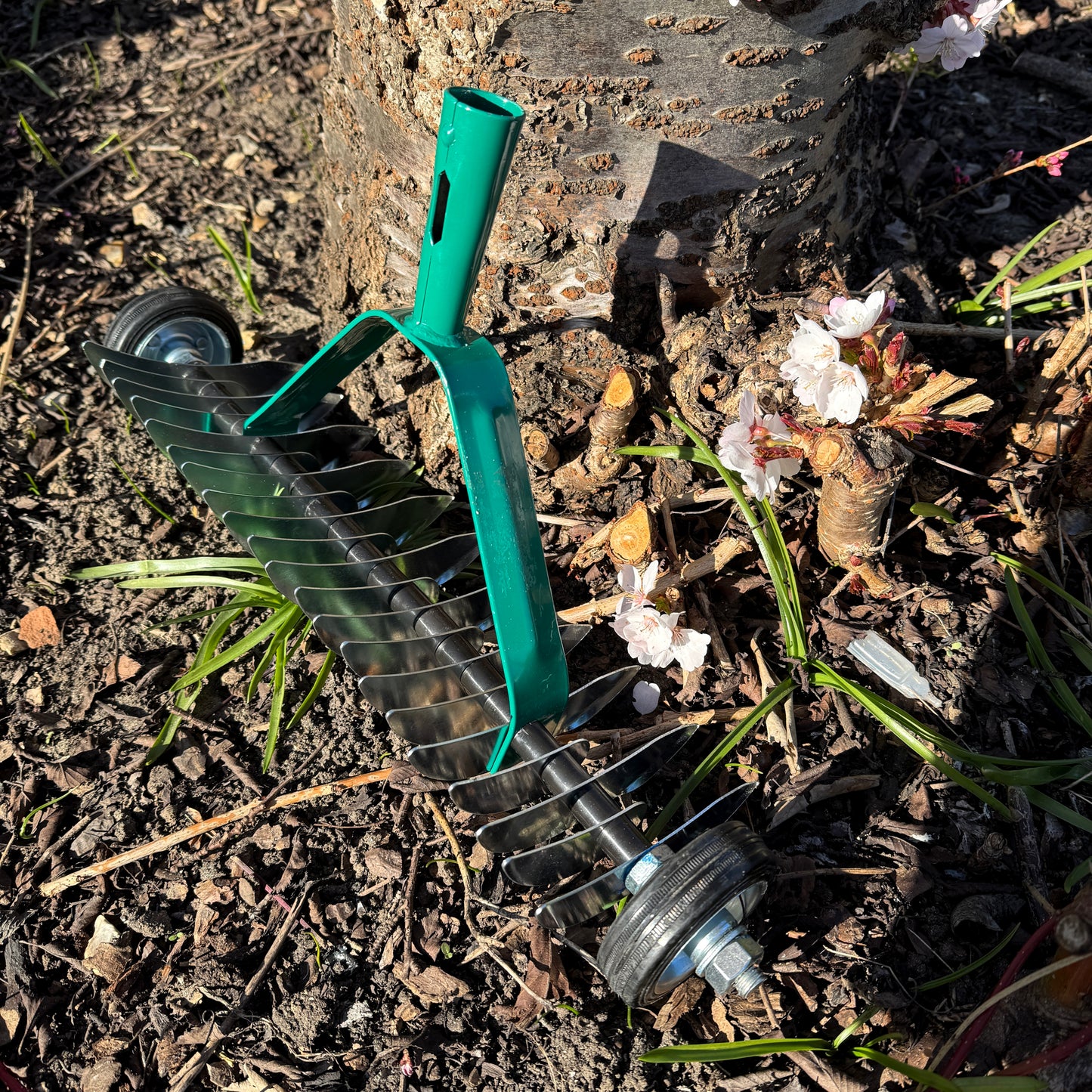 Lawn Aerator Scarifier Head, Effective Manual Lawn Grass Soil Maintenance, Hand Dethatching Rake, Garden Tool (Rolling)